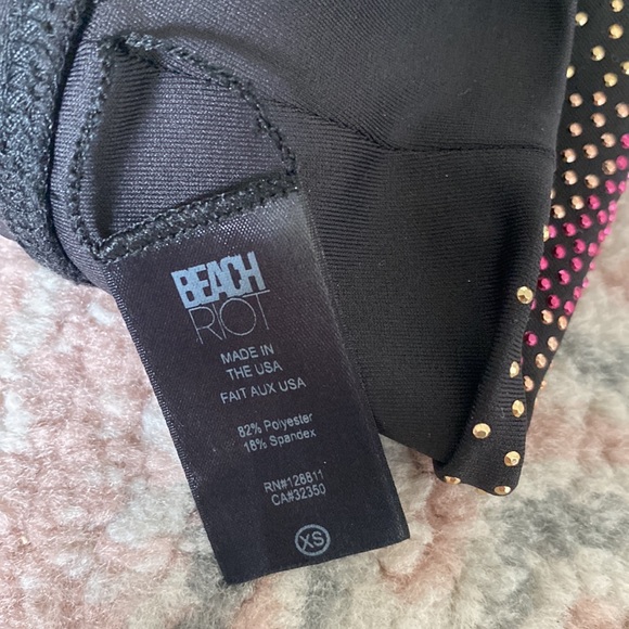 Beach Riot Sports Bra - Picture 3 of 3